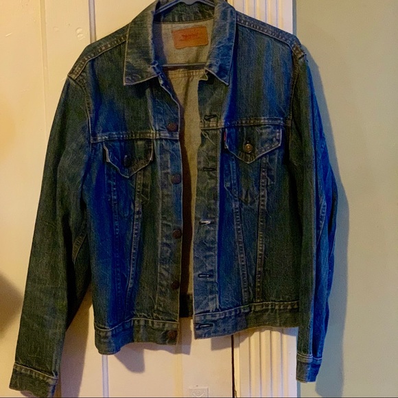 πββοΈHP! {Leviβs} Vintage Denim Trucker Jacketπ - Picture 5 of 8
